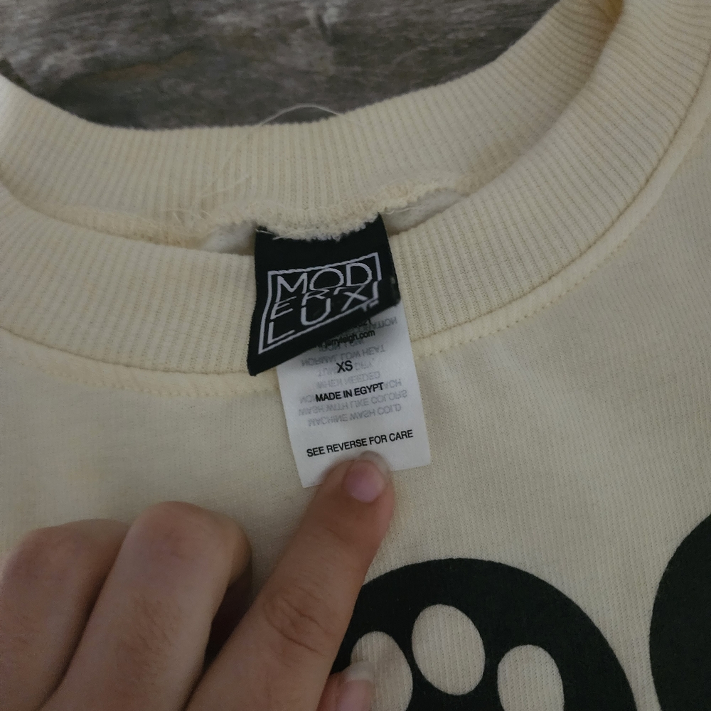 Dog Mom Crewneck Sweatshirt in Cream with Gray Sleeves XS Like New - Picture 3 of 5